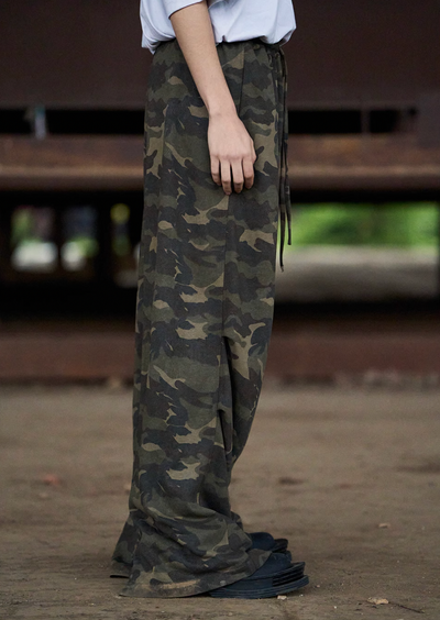 BLIND NO PLAN 3D Pinch Pleated Silhouette Zipper Camouflage Sweatpants | Face 3 Face