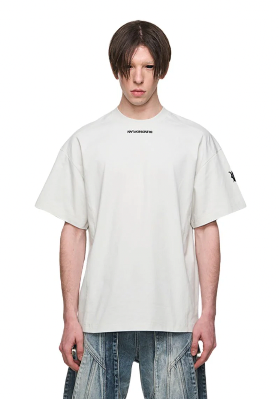 BLIND NO PLAN Loose & Slim Embroidered Logo Tee | Face 3 Face