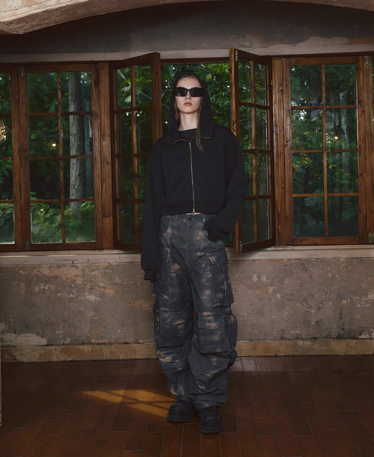 STEEPC Fake Two Piece Collar Boxy Crop Zip Hoodie | Face 3 Face