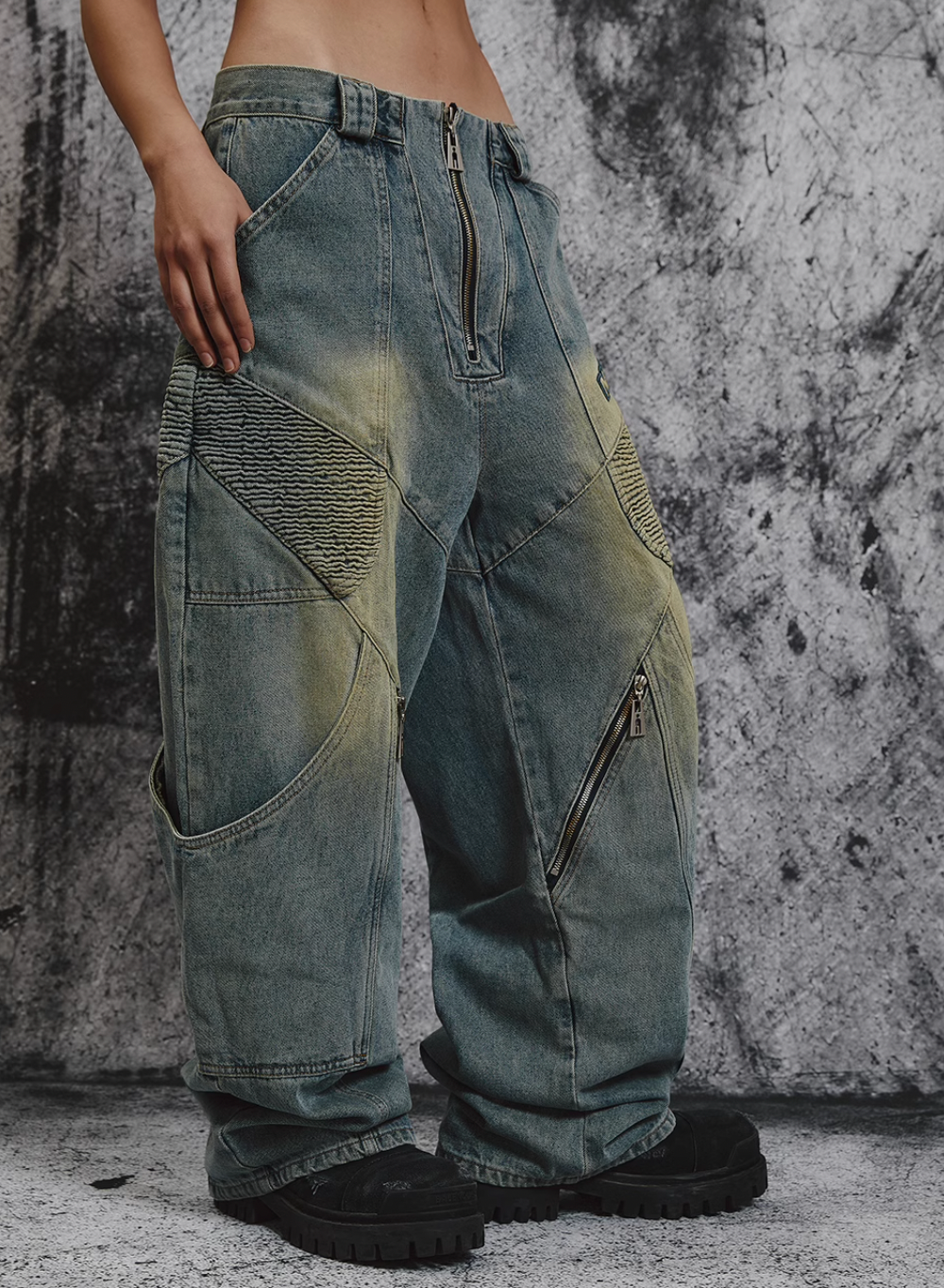 STEEPC NOLM Heavy Washed Pleated Baggy Jeans | Face 3 Face