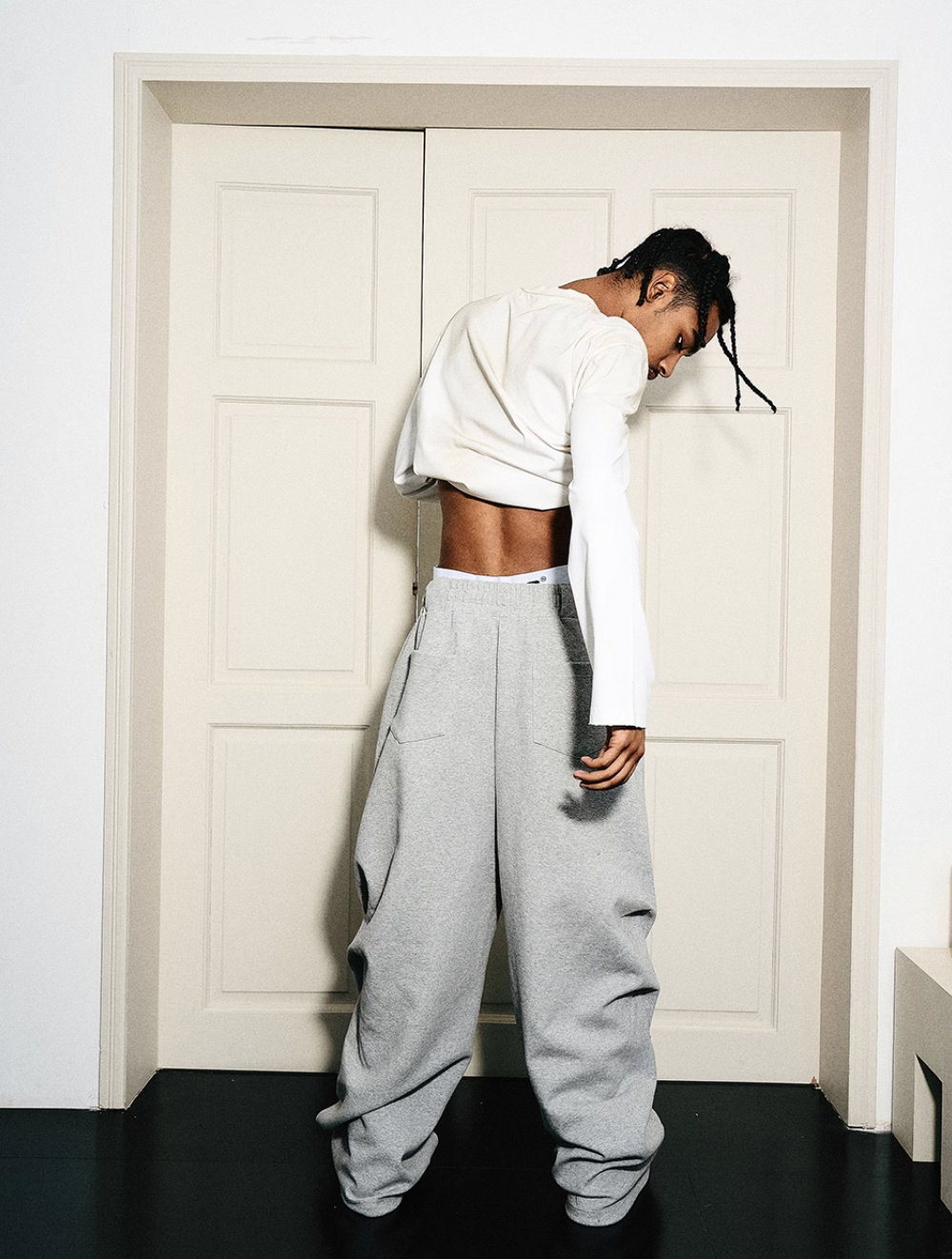 STEEPC Dimensional Cut Pleated Baggy Sweatpants | Face 3 Face