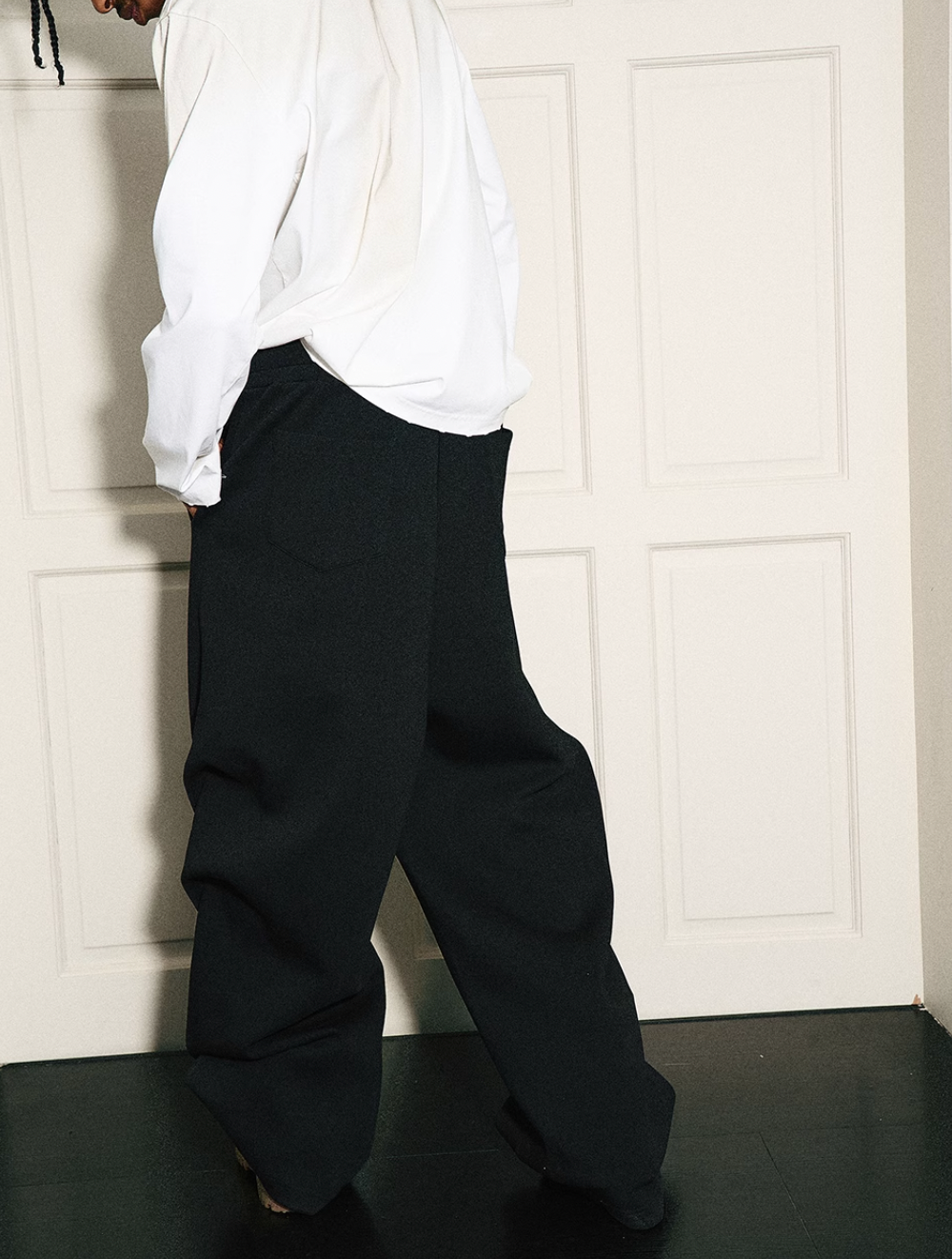 STEEPC Dimensional Cut Pleated Baggy Sweatpants | Face 3 Face