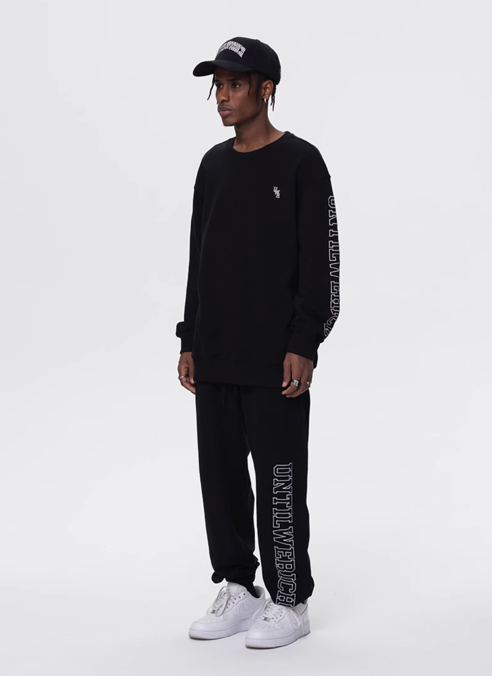 UNTILWERICH Logo Embroidered Sports Sweatpants | Face 3 Face