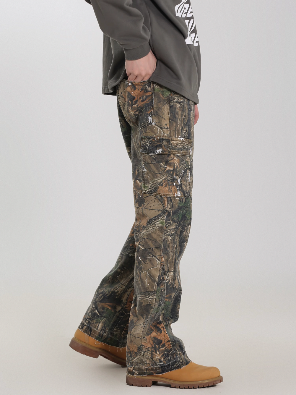 UNTILWERICH Camouflage Withered Leaves Micro Cargo Pants | Face 3 Face