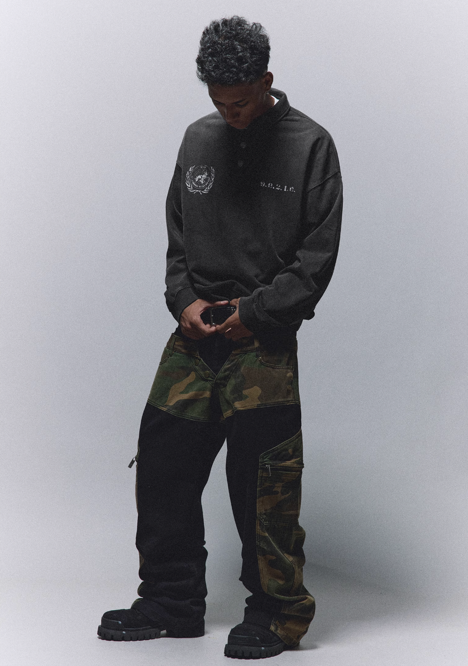 ANTIDOTE Badge Printed Washed Polo Sweatshirt | Face 3 Face