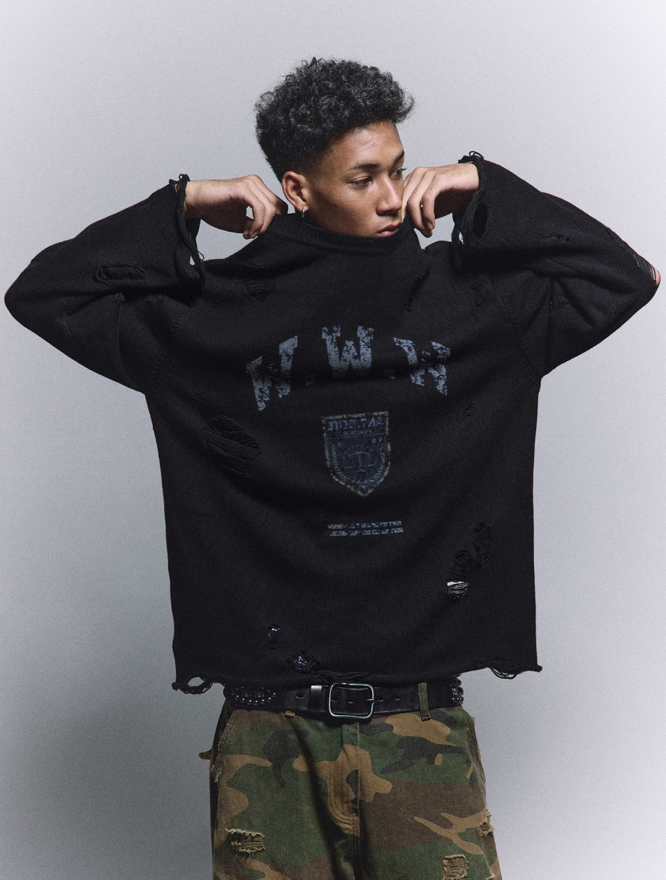 ANTIDOTE Hole Breaking Badge Printed Knit Sweater | Face 3 Face