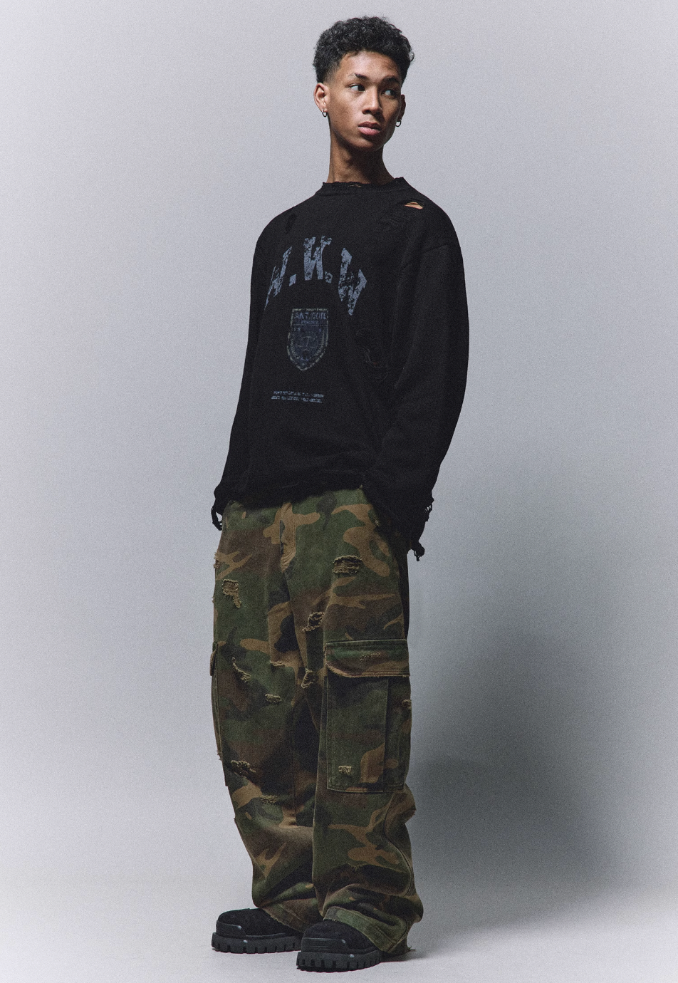 ANTIDOTE Camouflage Washed Hole Baggy Cargo Pants | Face 3 Face