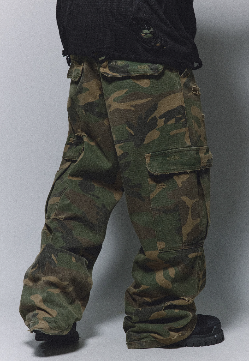 ANTIDOTE Camouflage Washed Hole Baggy Cargo Pants | Face 3 Face