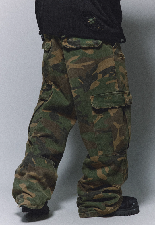 ANTIDOTE Camouflage Washed Hole Baggy Cargo Pants | Face 3 Face