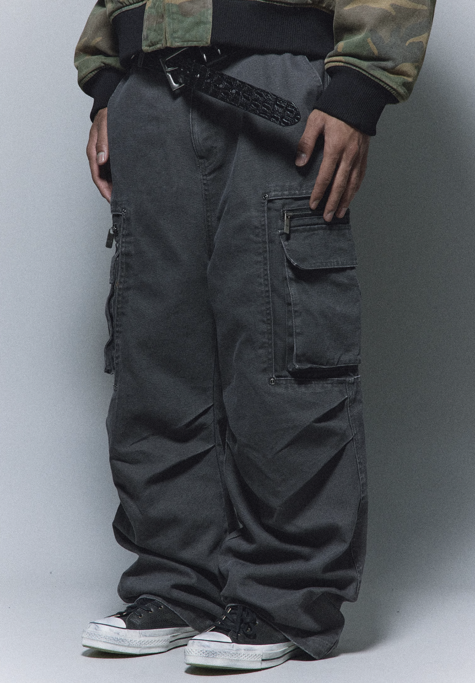 ANTIDOTE Stonewashed Inset Pocket Baggy Cargo Pants | Face 3 Face