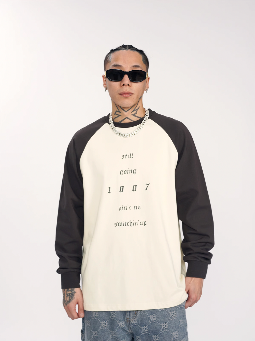 1807 Contrast Color Raglan Long Sleeve Tee | Face 3 Face