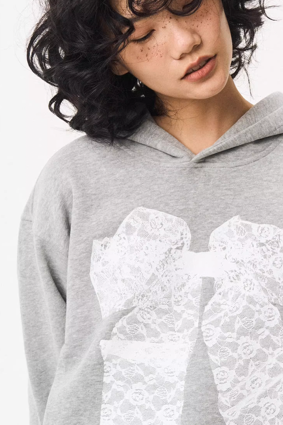 EMPTY REFERENCE Lace Bow Printed Hoodie | Face 3 Face