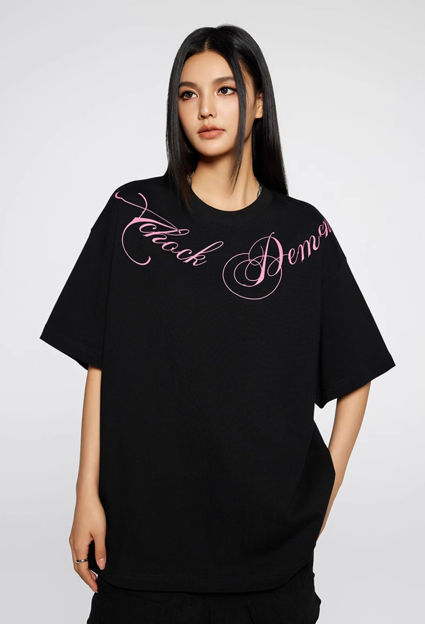 Achock Script Logo Print Tee | Face 3 Face