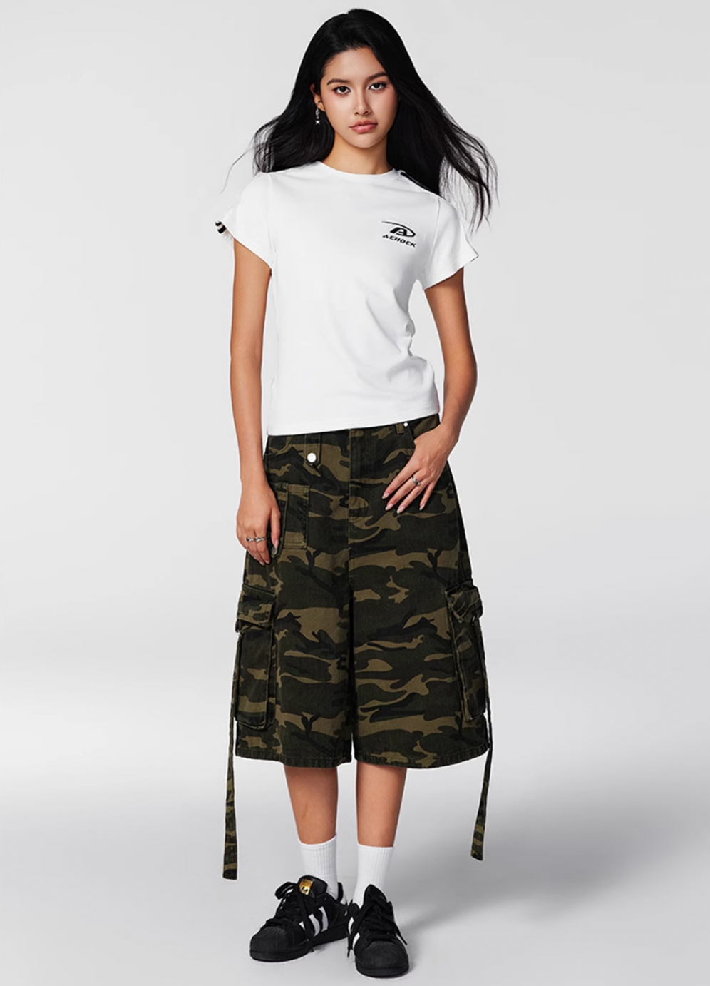 Achock Large Pockets Camouflage Cargo Shorts | Face 3 Face