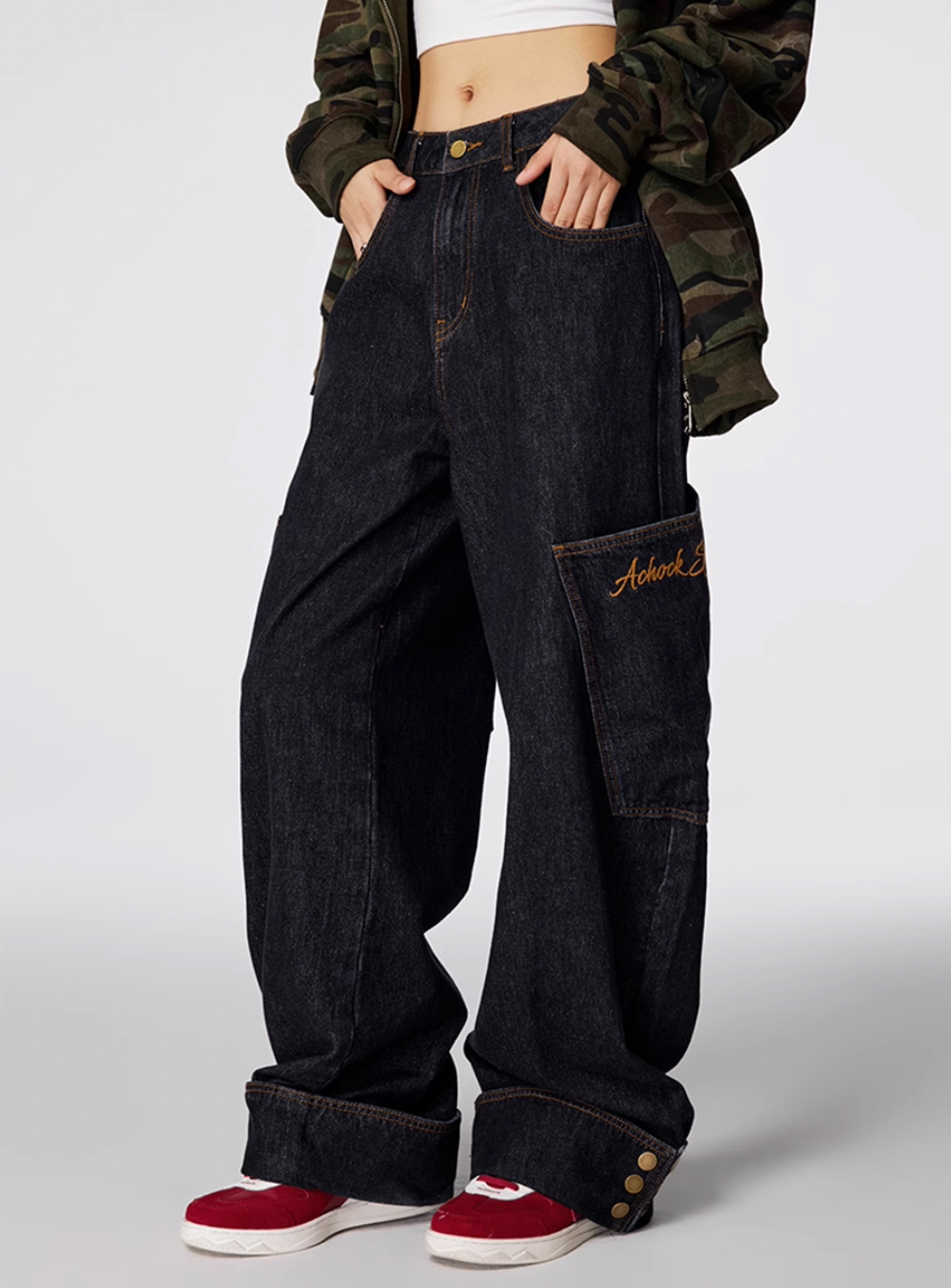 Achock Large Pockets Baggy Jeans | Face 3 Face