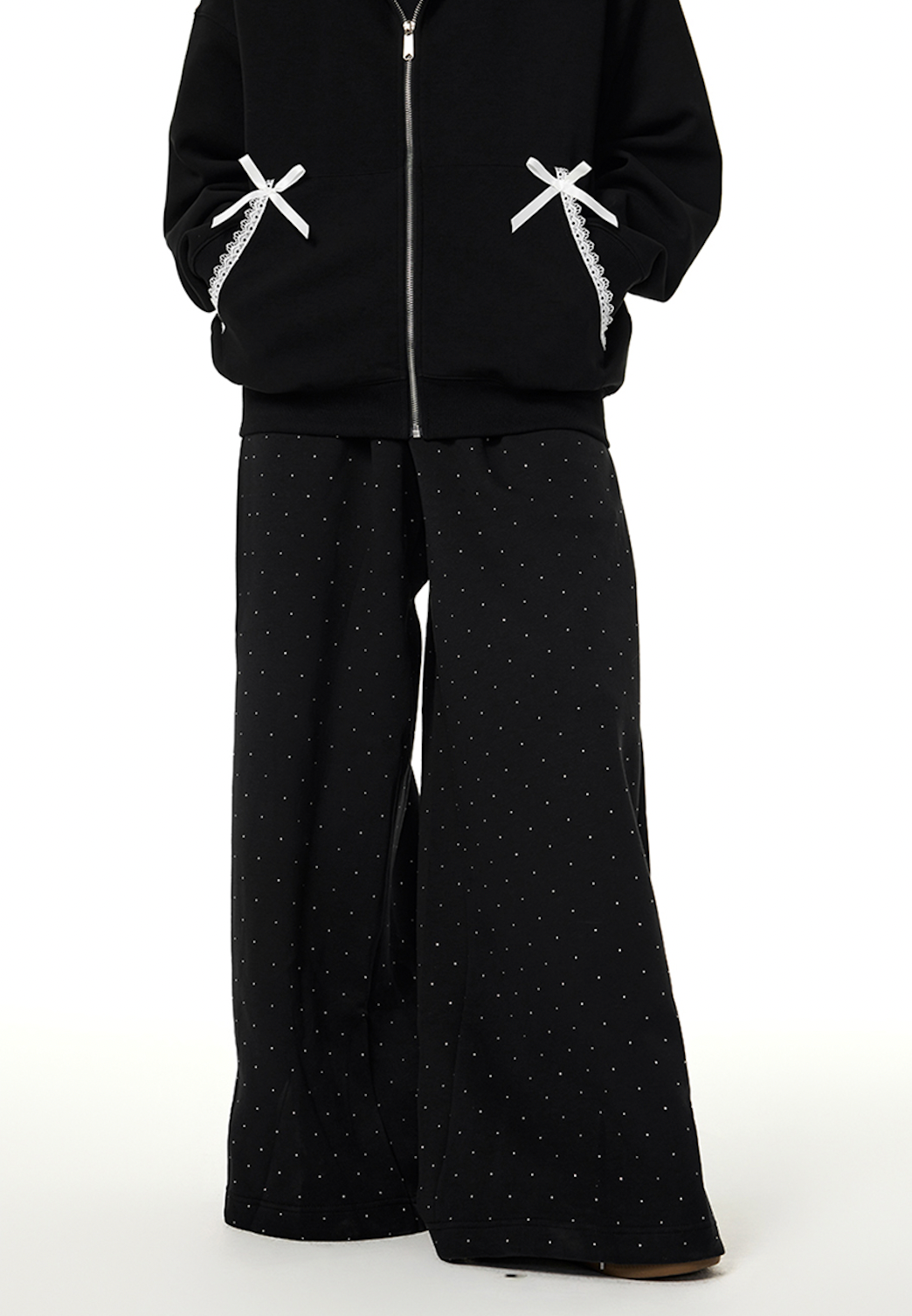 Achock Studded Baggy Sweatpants | Face 3 Face