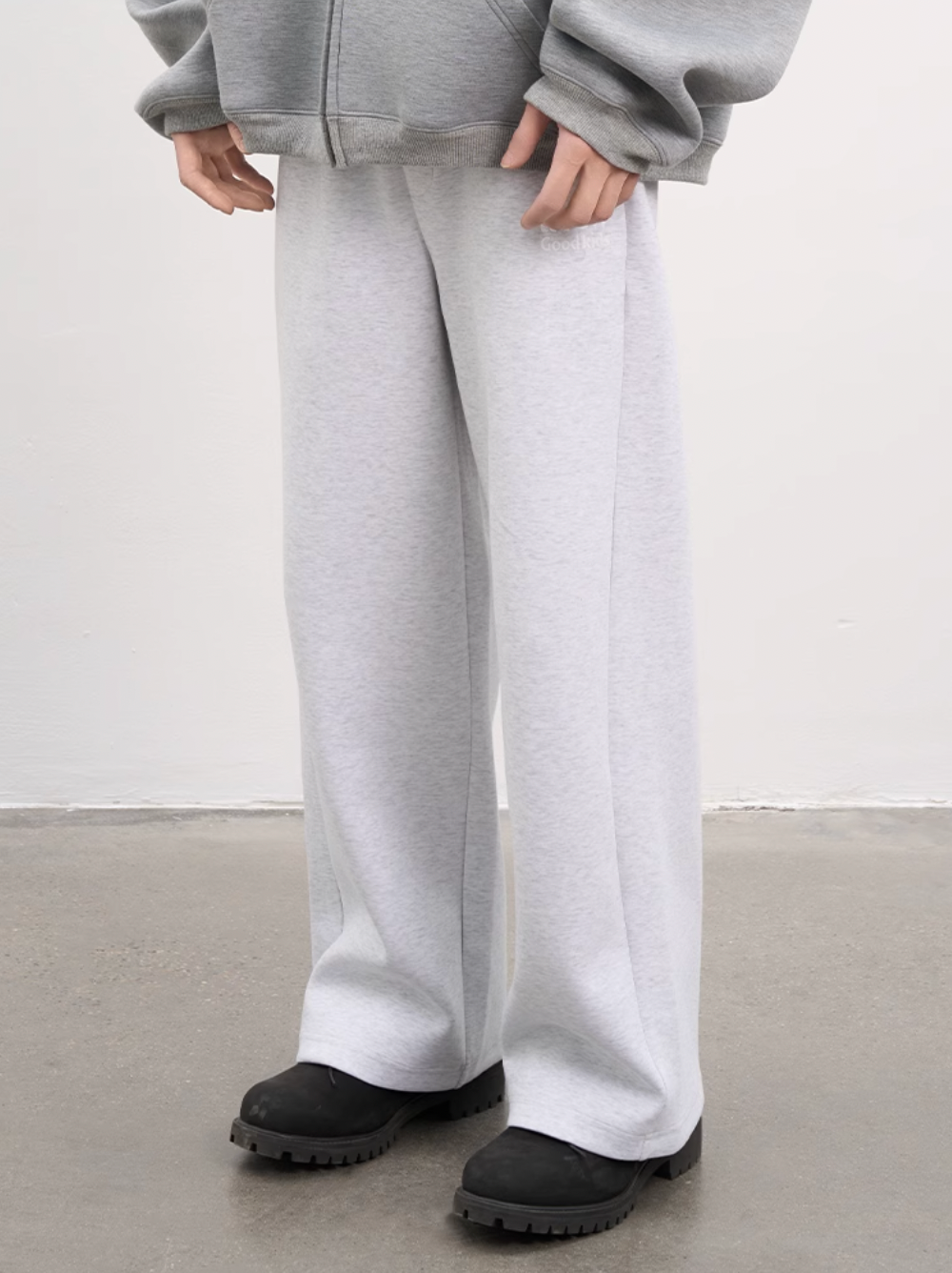 AFGK Basic Logo Draped Straight Sweatpants | Face 3 Face