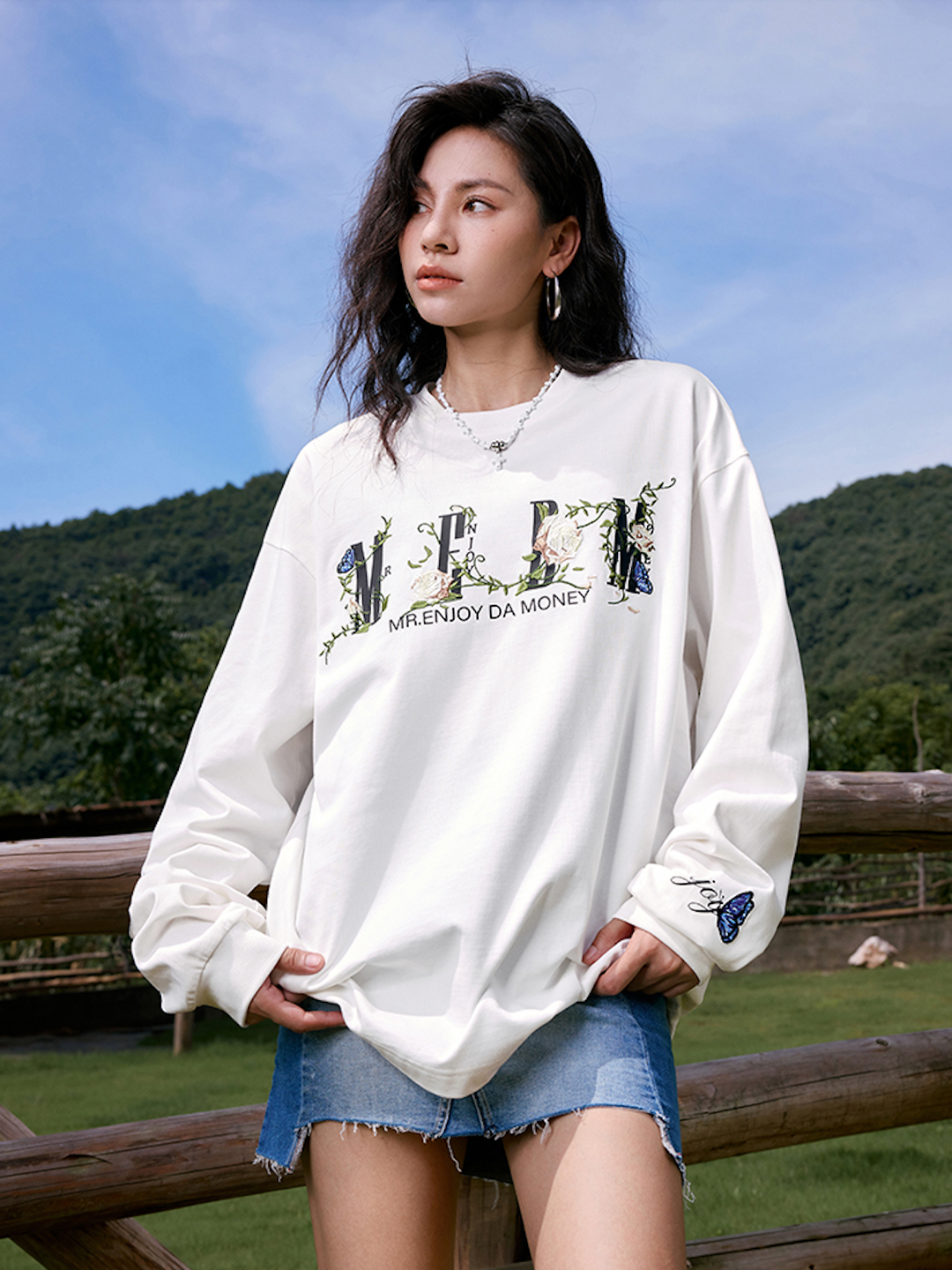 MEDM Vine and Flower Butterfly Logo Long Sleeve Tee | Face 3 Face
