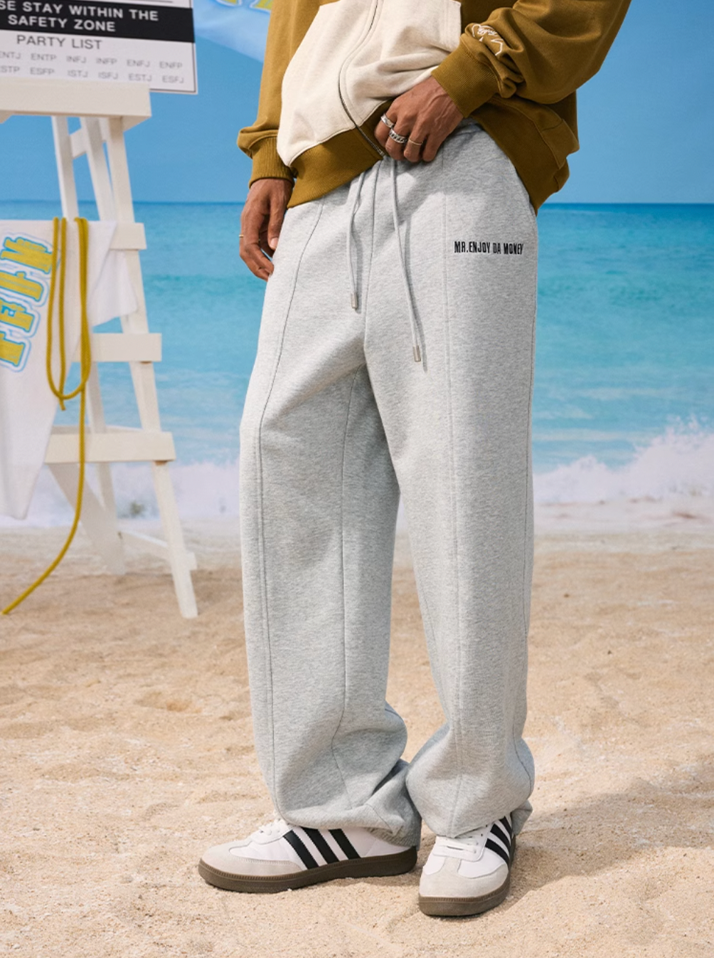 MEDM Stitched Pattern Embroidered Logo Sweatpants | Face 3 Face
