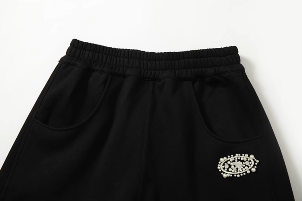 YADcrew Pearl Puzzle Logo Balloon Sweatpants | Face 3 Face