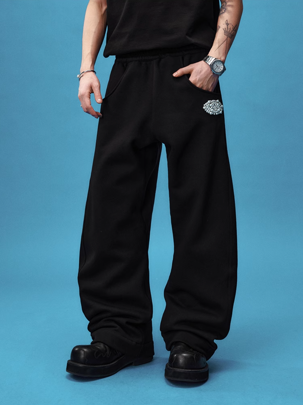 YADcrew Pearl Puzzle Logo Balloon Sweatpants | Face 3 Face