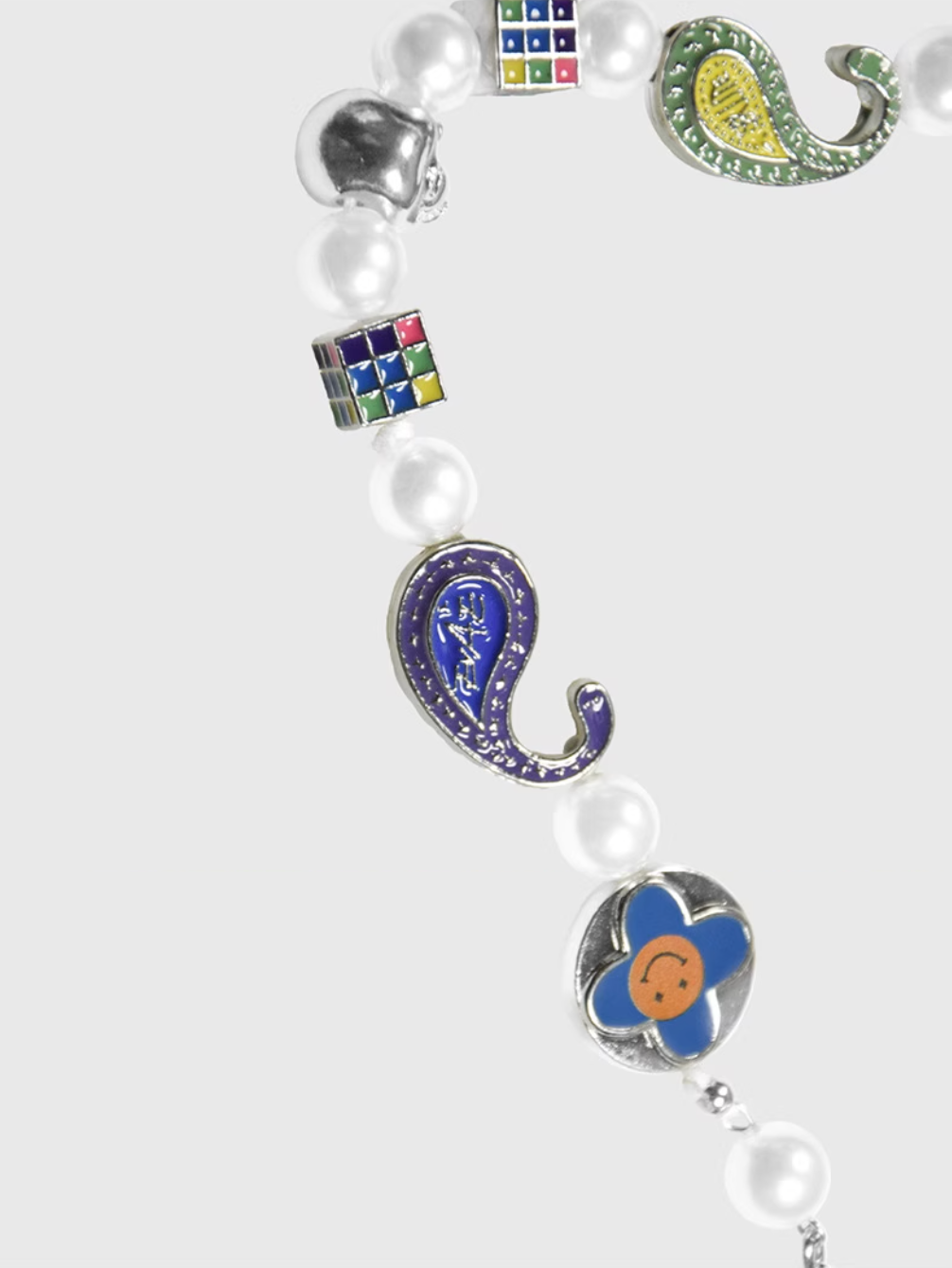 AWE Cross Petal Skull Smiley Face Pearl Necklace | Face 3 Face