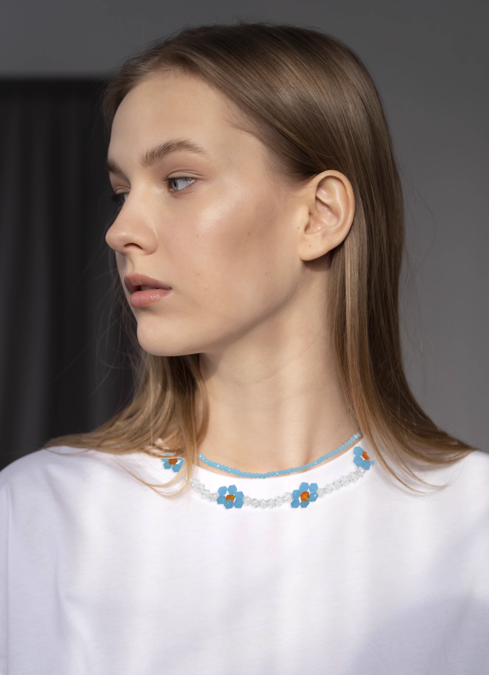 AWE Crystal Beaded Flower Necklace | Face 3 Face