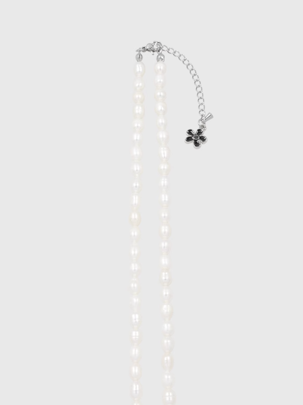 AWE Black Sunflower Pendant Pearl Necklace | Face 3 Face