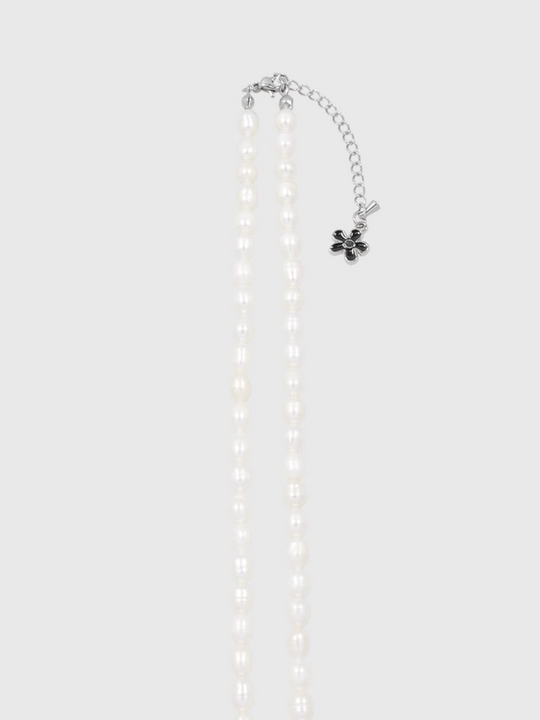 AWE Black Sunflower Pendant Pearl Necklace | Face 3 Face