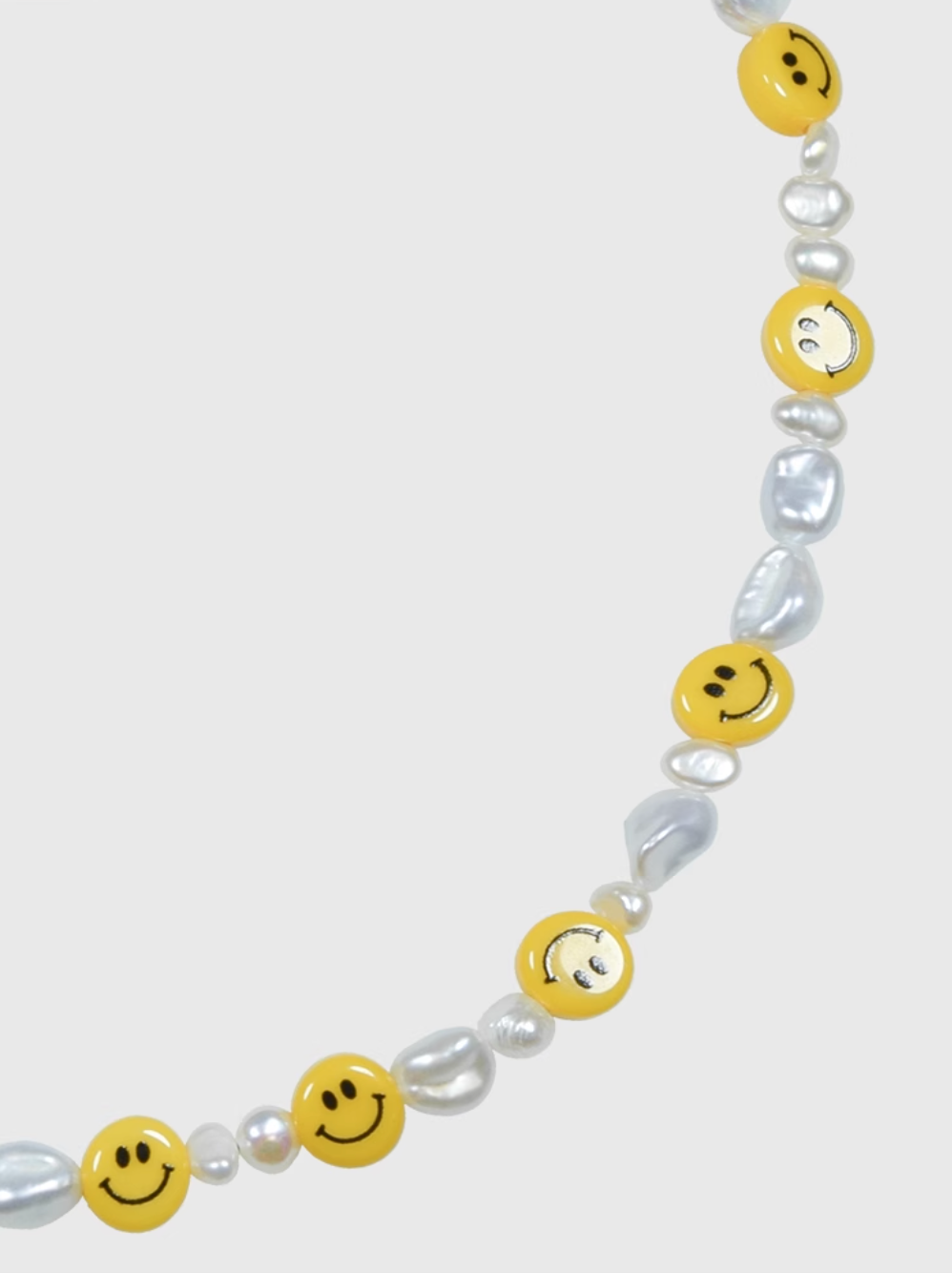 AWE Smiley Face Beaded Pearl Necklace | Face 3 Face