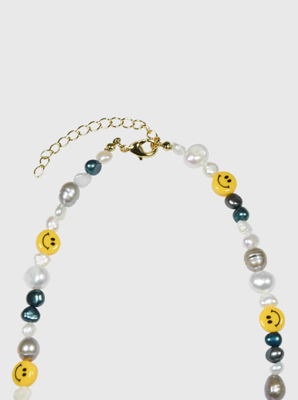 AWE Smiley Face Beaded Pearl Necklace | Face 3 Face