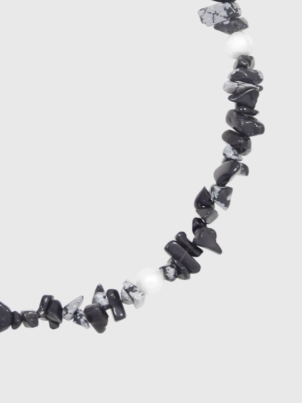 AWE Black Crushed Stone Pearl Beaded Necklace | Face 3 Face