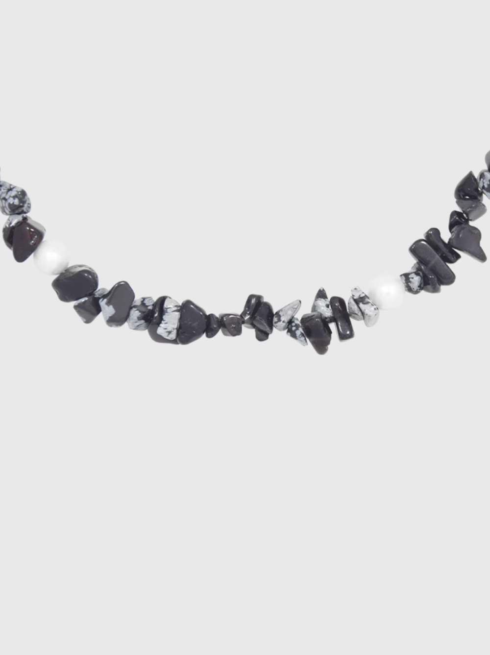 AWE Black Crushed Stone Pearl Beaded Necklace | Face 3 Face