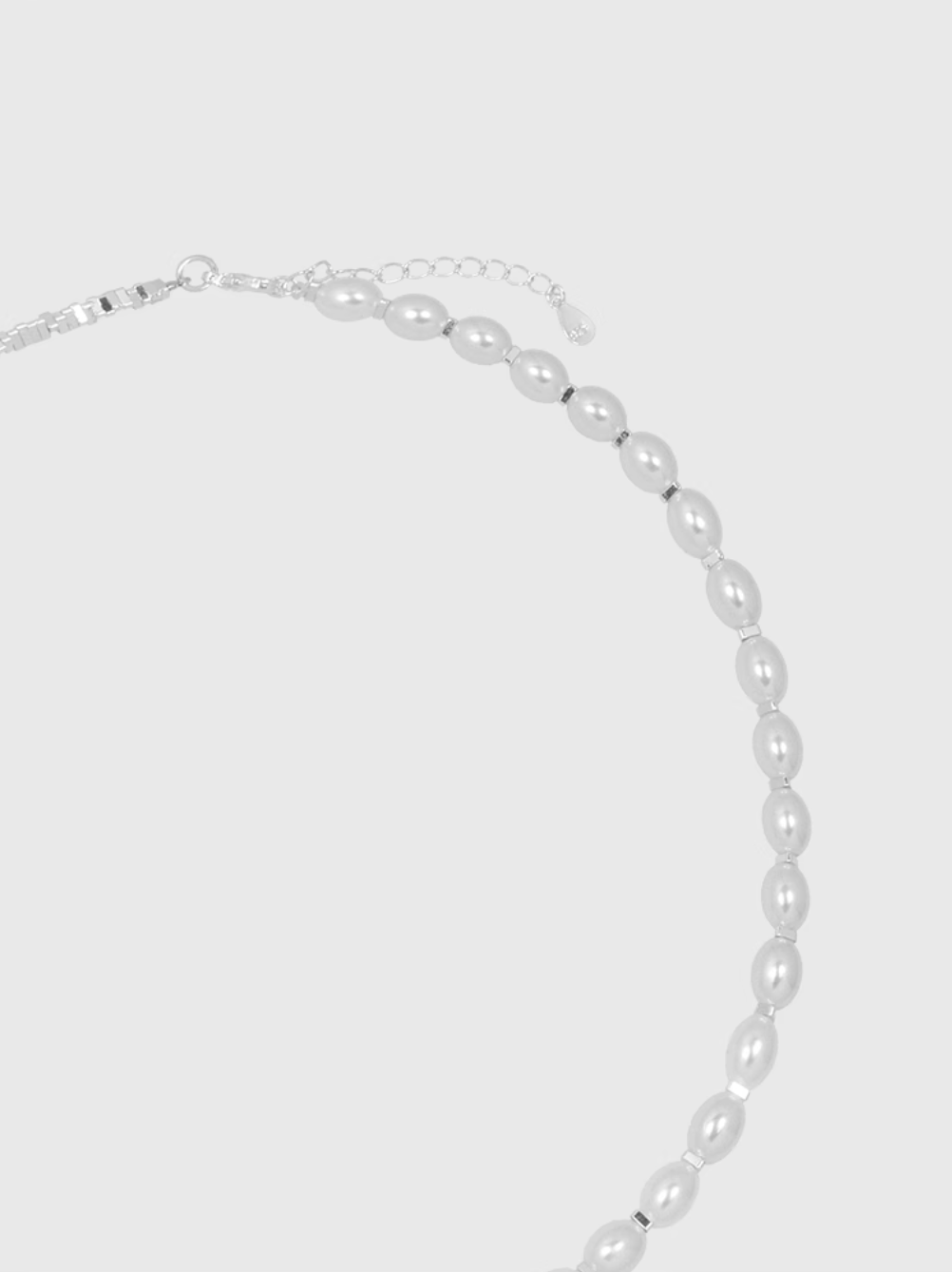 AWE Silver Pearl Balloon Dog Charm Necklace | Face 3 Face