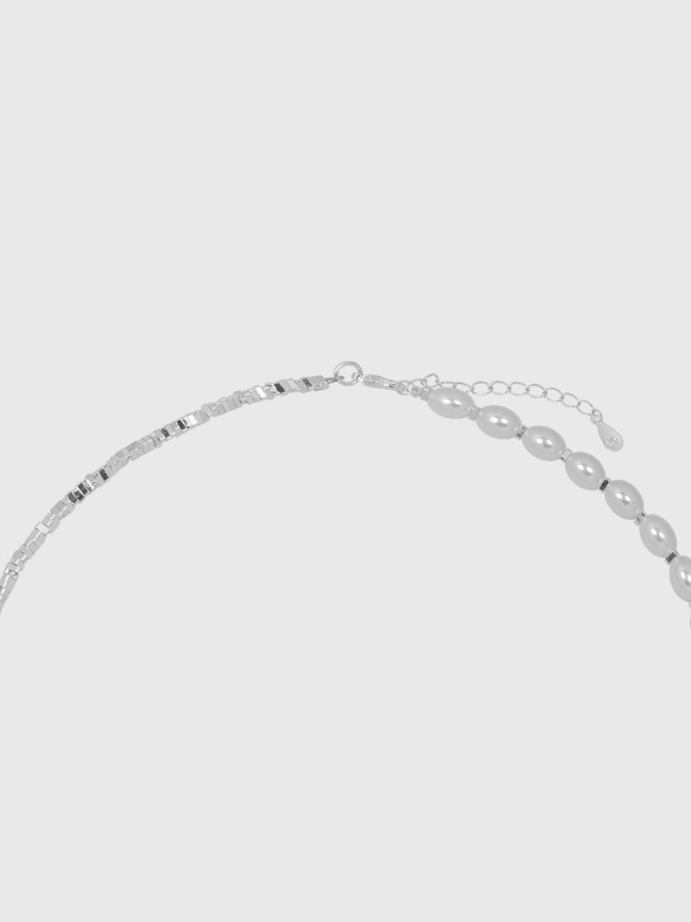 AWE Silver Pearl Balloon Dog Charm Necklace | Face 3 Face