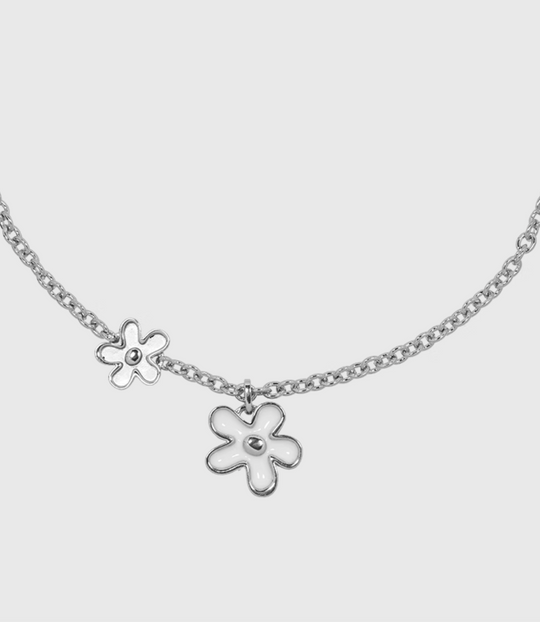 AWE The First Blooming Flowers Chain Necklace | Face 3 Face