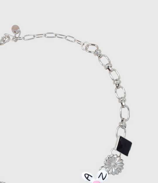 AWE Black Love Heart Daisy Chain Necklace | Face 3 Face