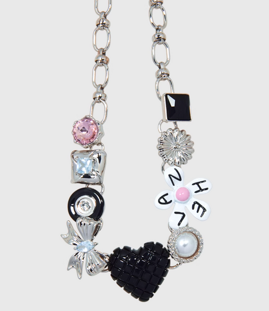 AWE Black Love Heart Daisy Chain Necklace | Face 3 Face
