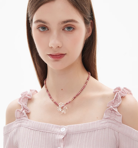 AWE Four-Leaf Clover Beaded Necklace | Face 3 Face