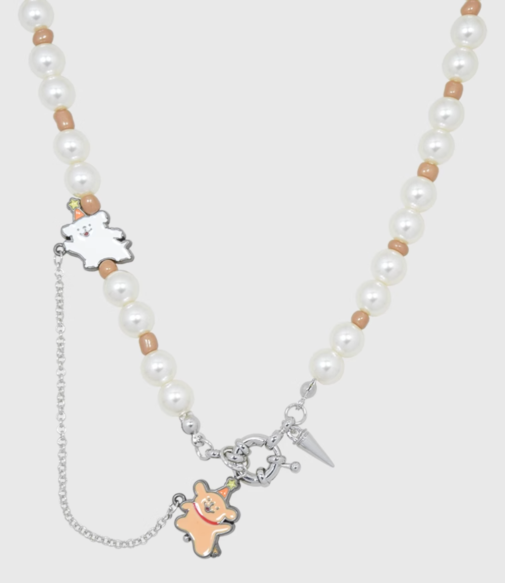 AWE Puppy Party Pendant Pearl Necklace | Face 3 Face