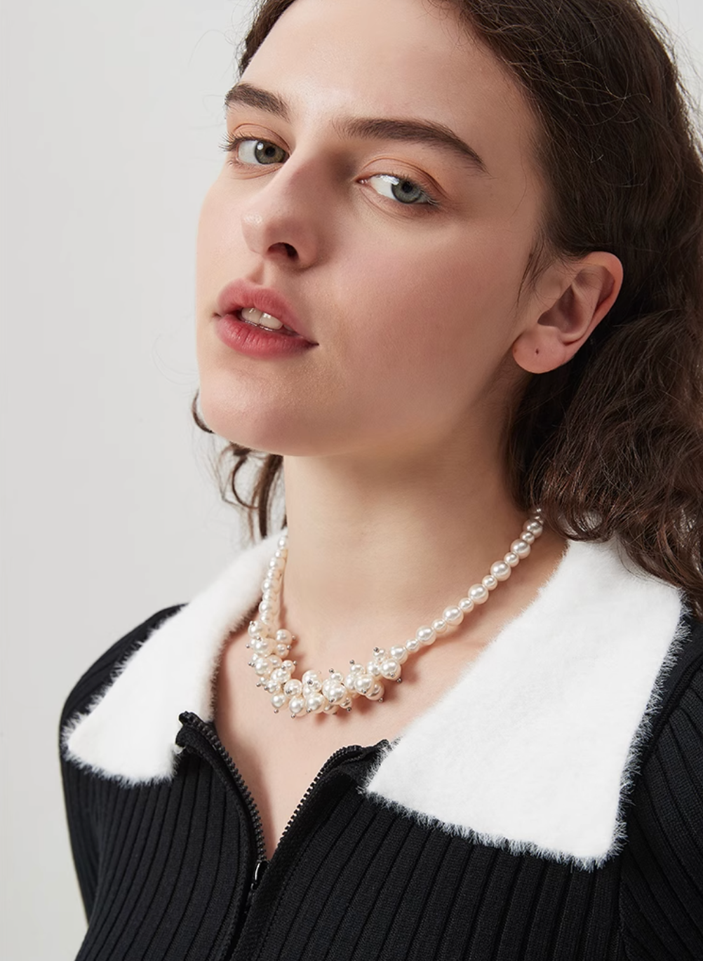AWE Luxury Flower Pearl Necklace | Face 3 Face