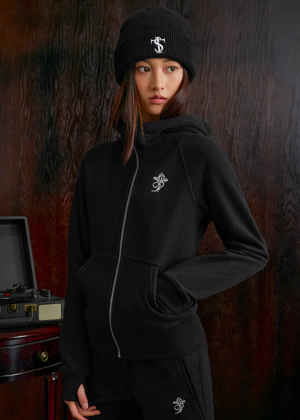 Small Town Kid Turtleneck Slim-Fit Short Zip-Up Hoodie | Face 3 Face