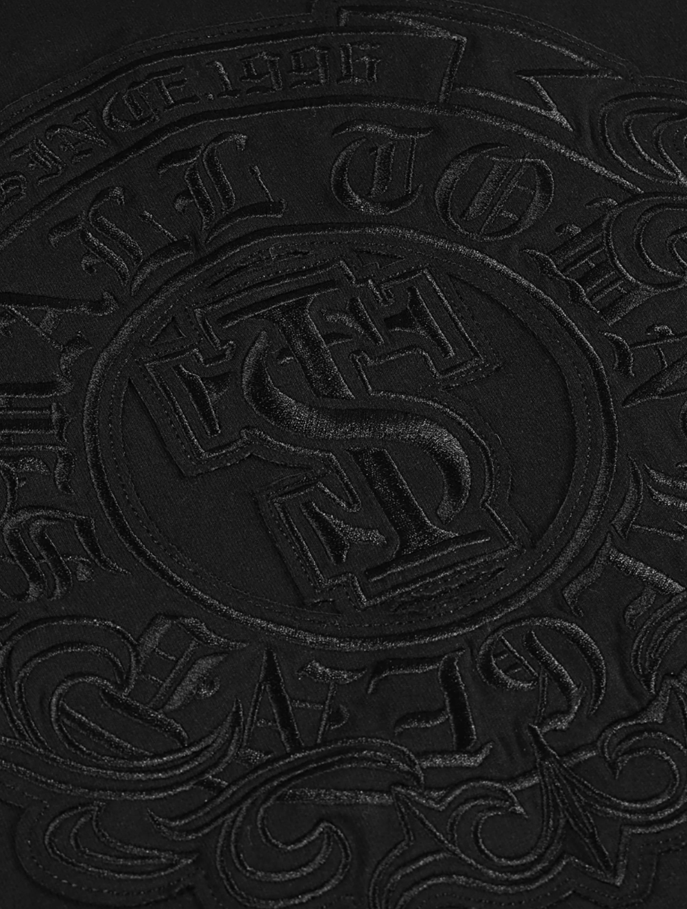 Small Town Kid Ring Patch Embroidery Long Sleeve Tee | Face 3 Face