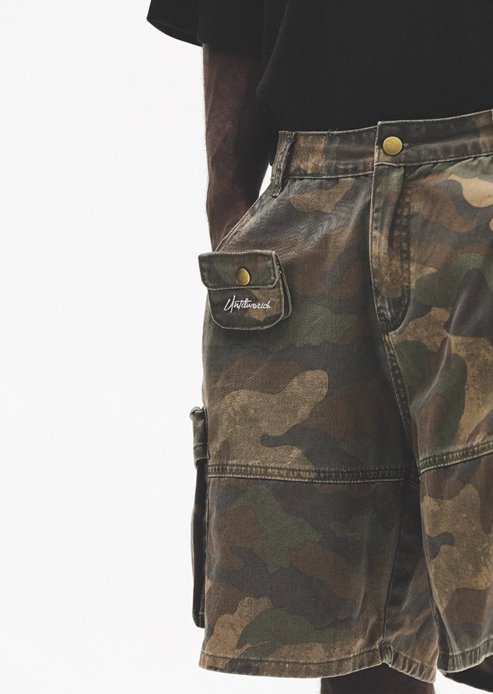 UNTILWERICH Camouflage Multi Pocket Work Cargo Shorts | Face 3 Face