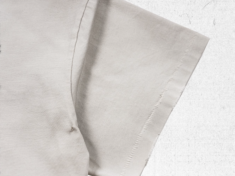 UNDERWATER Dirty Dye Destroyed Dusty White Vintage Print Tee | Face 3 Face