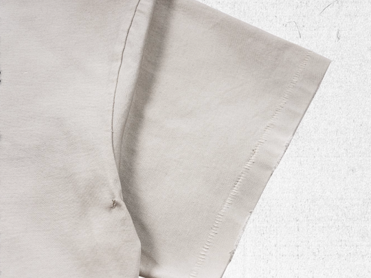 UNDERWATER Dirty Dye Destroyed Dusty White Vintage Print Tee | Face 3 Face