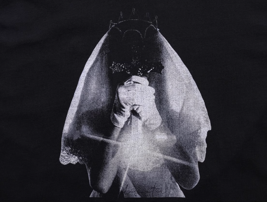 UNDERWATER Black Aged Wash Destroyed Portrait Print Long Sleeve Tee | Face 3 Face