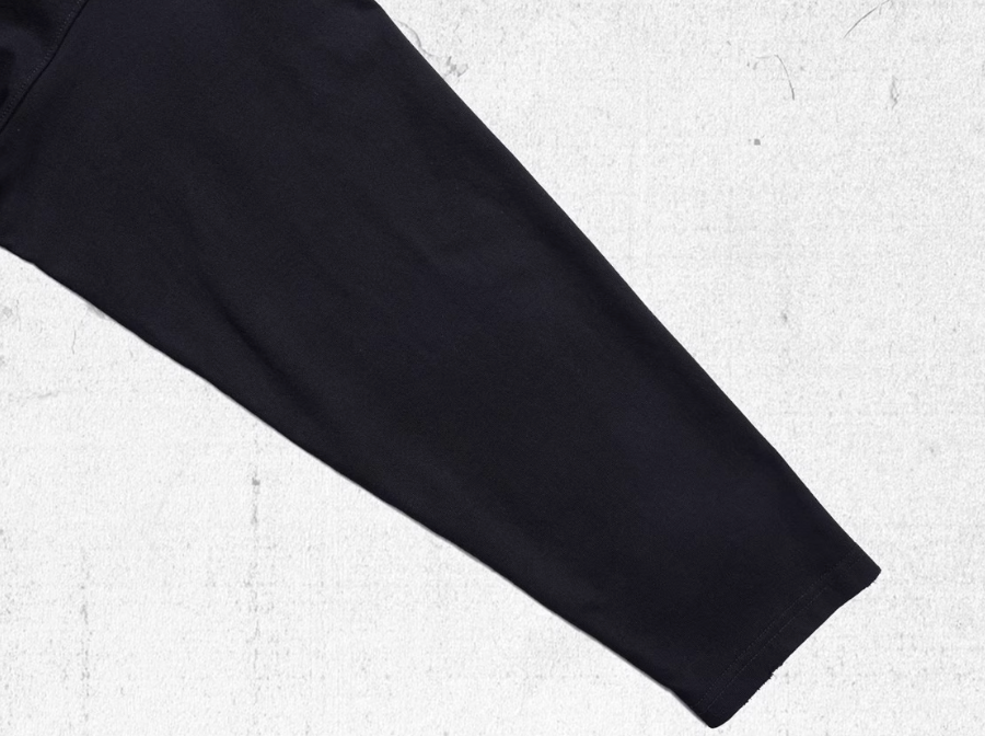 UNDERWATER Black Aged Wash Destroyed Portrait Print Long Sleeve Tee | Face 3 Face