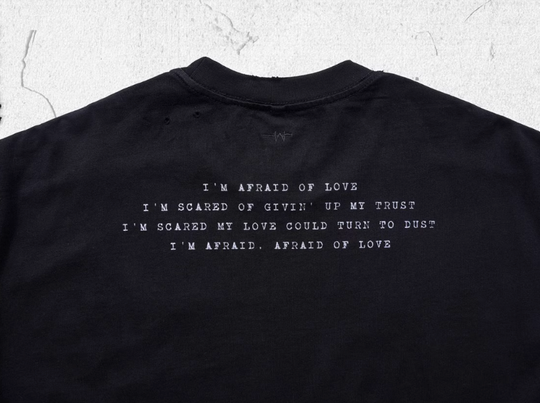 UNDERWATER Black Aged Wash Destroyed Portrait Print Long Sleeve Tee | Face 3 Face