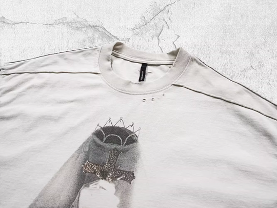 UNDERWATER White Aged Wash Destroyed Portrait Print Long Sleeve Tee | Face 3 Face